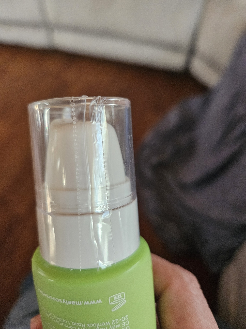 Maelys B-Lucid Acne Gel & So-Flawless Body Perfector Duo - Blue & Lime Green - Picture 5 of 6
